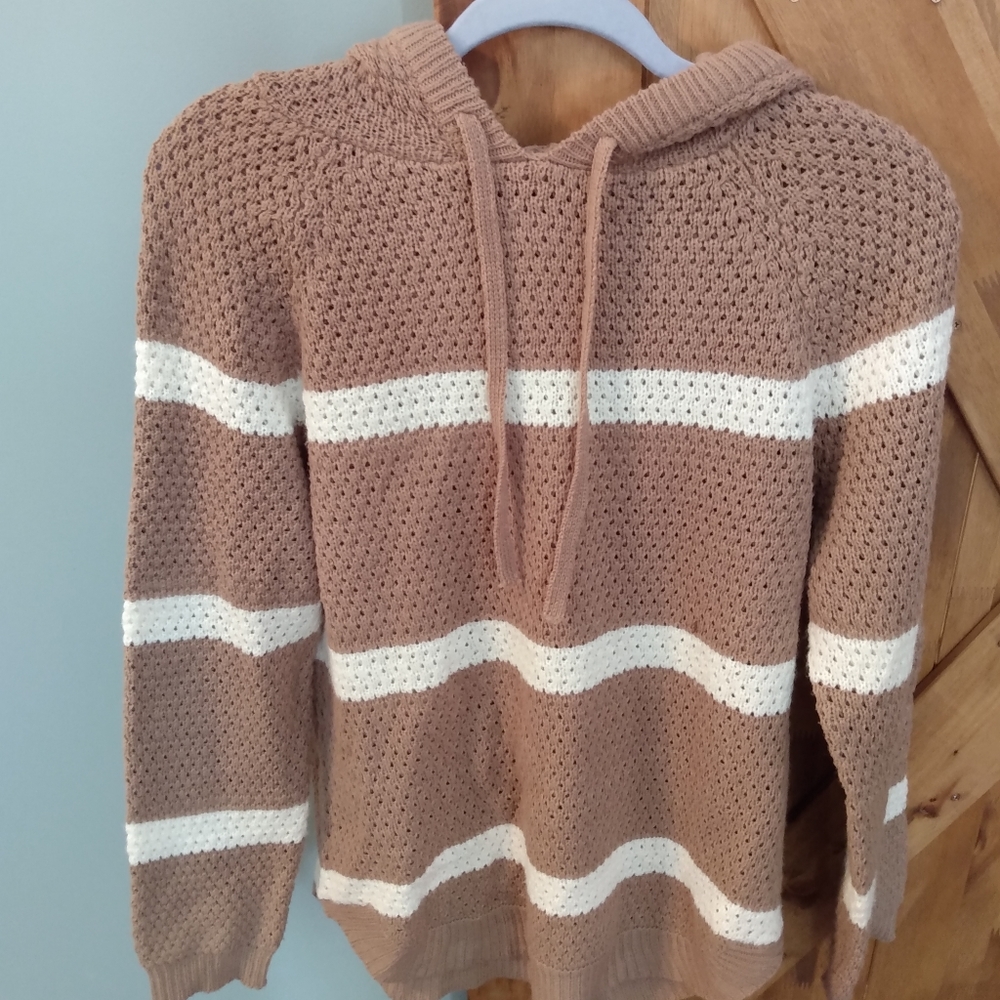 Knitted hooded sweatshirt